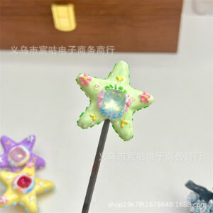 five-pointed star green