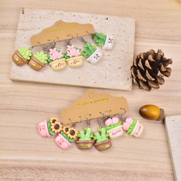 Wholesale Cute Expression Plant Flower Potted Earrings Set