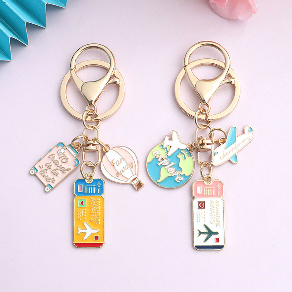 Wholesale Creative Travel Lage boarding pass Alloy Cole Keychain Bag Pendant Aessories Tourist Souvenir Aompanying Gift