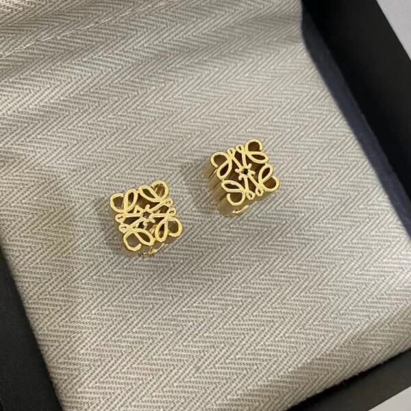 Wholesale Carved gold pendant diamond earrings