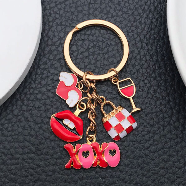 Wholesale Cartoon Drip Oil Red Love XOXO Keychain