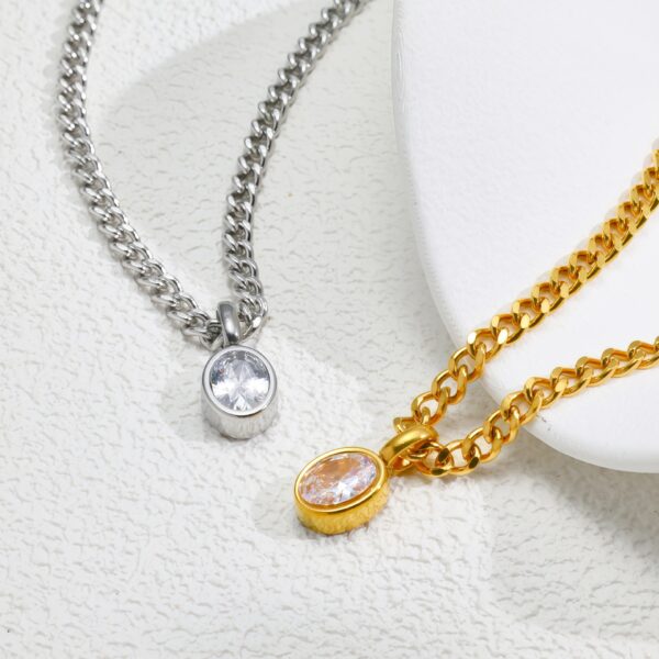 Wholesale Retro lock oval single diamond titanium steel necklace