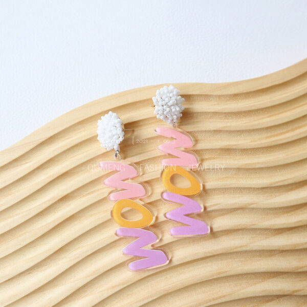 Wholesale Mother's Day Beads Acrylic MOM Letter Printing Earrings Exaggerated Personality Earrings