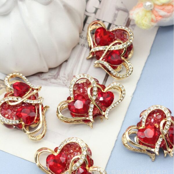 Wholesale Double-sided crushed stone inlaid alloy red heart straight hole beads