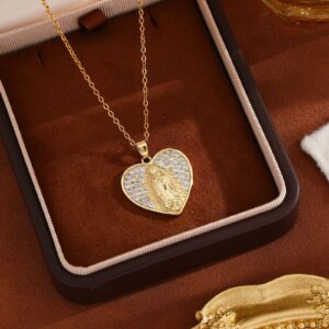Xx0185 # Zircon heart our lady heart