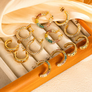 Wholesale European and American cross-border INS 18k gold-plated stainless steel earrings with zircon inlay, vintage and high-end titanium steel earrings