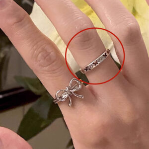 Hollow mini butterfly [open ring]]