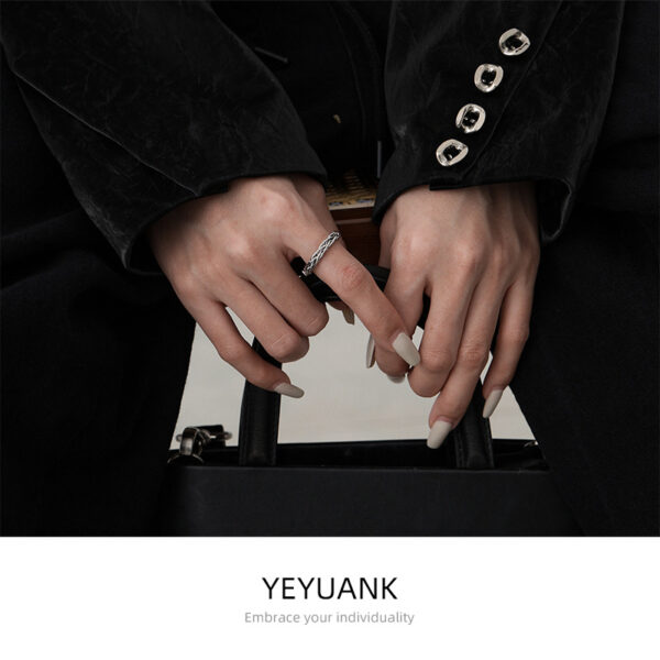 O1CN01qTtgZq2KdErkbQVKR_2208490579579-0-cib Wholesale Fashion Commuter All-match Personalized Simple Cool Index Finger Ring