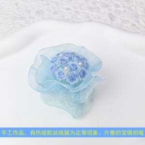 Blue bouquet-blue yarn (1 piece)