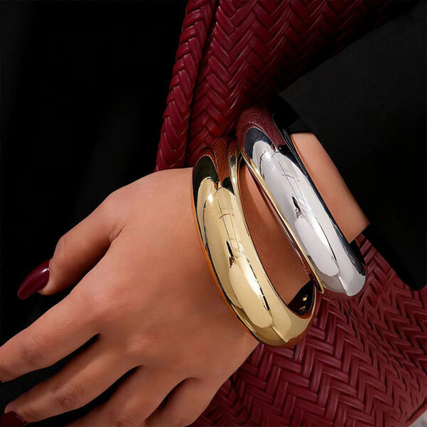 Wholesale Vintage plain electroplated CCB bracelet