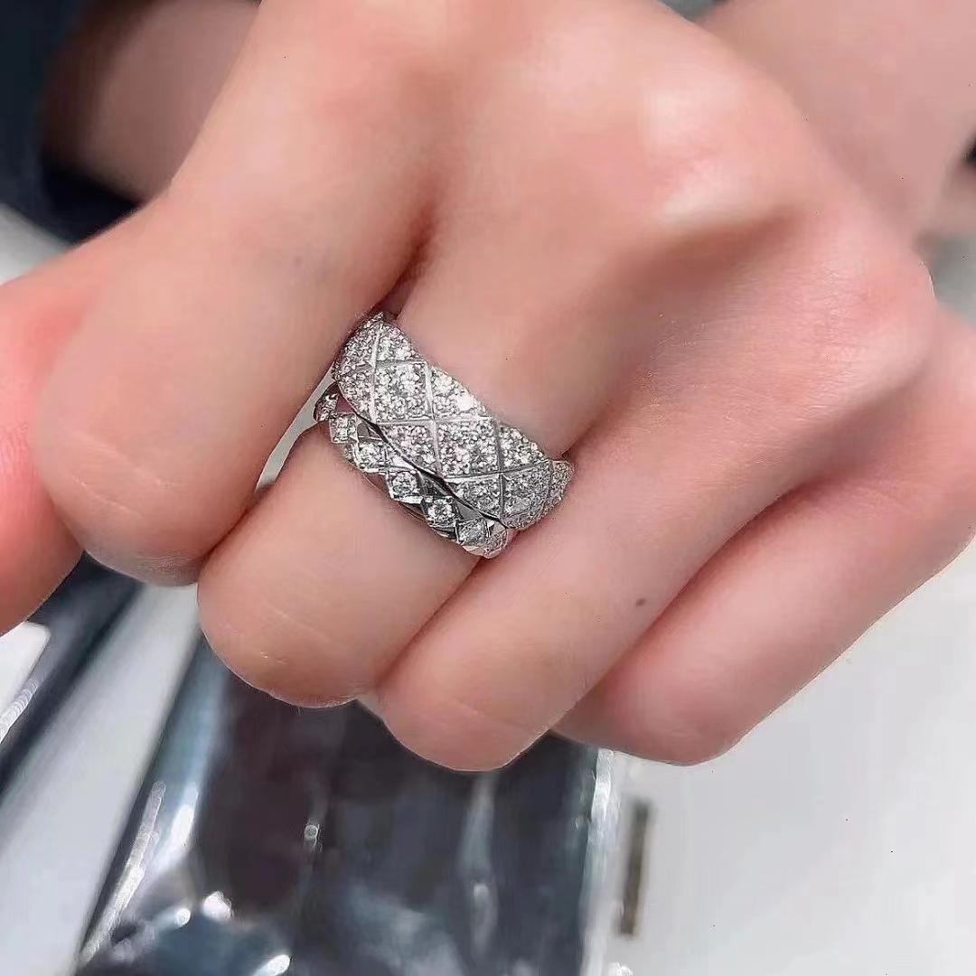 Wholesale Line pattern layered with micro inlaid diamonds rings