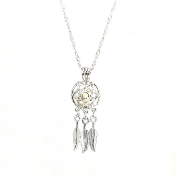 Wholesale Can open the dream catcher night light necklace