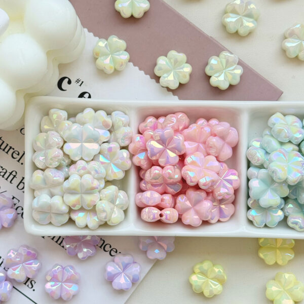 Wholesale 10pcs UV Macaron Four Leaf Flower Acrylic Beads