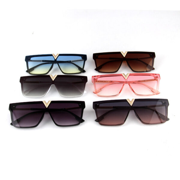 Wholesale Large frame square metal temple sunshade sunglasses