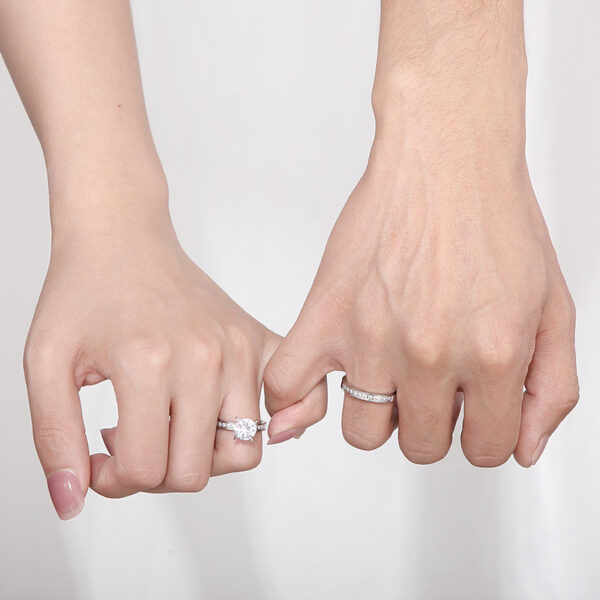 Wholesale Zircon Four Claw Set Zircon Stainless Steel Ring