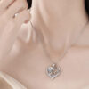 Wholesale Mother's Day gift heart-shaped letter 'MoM' necklace jewelry