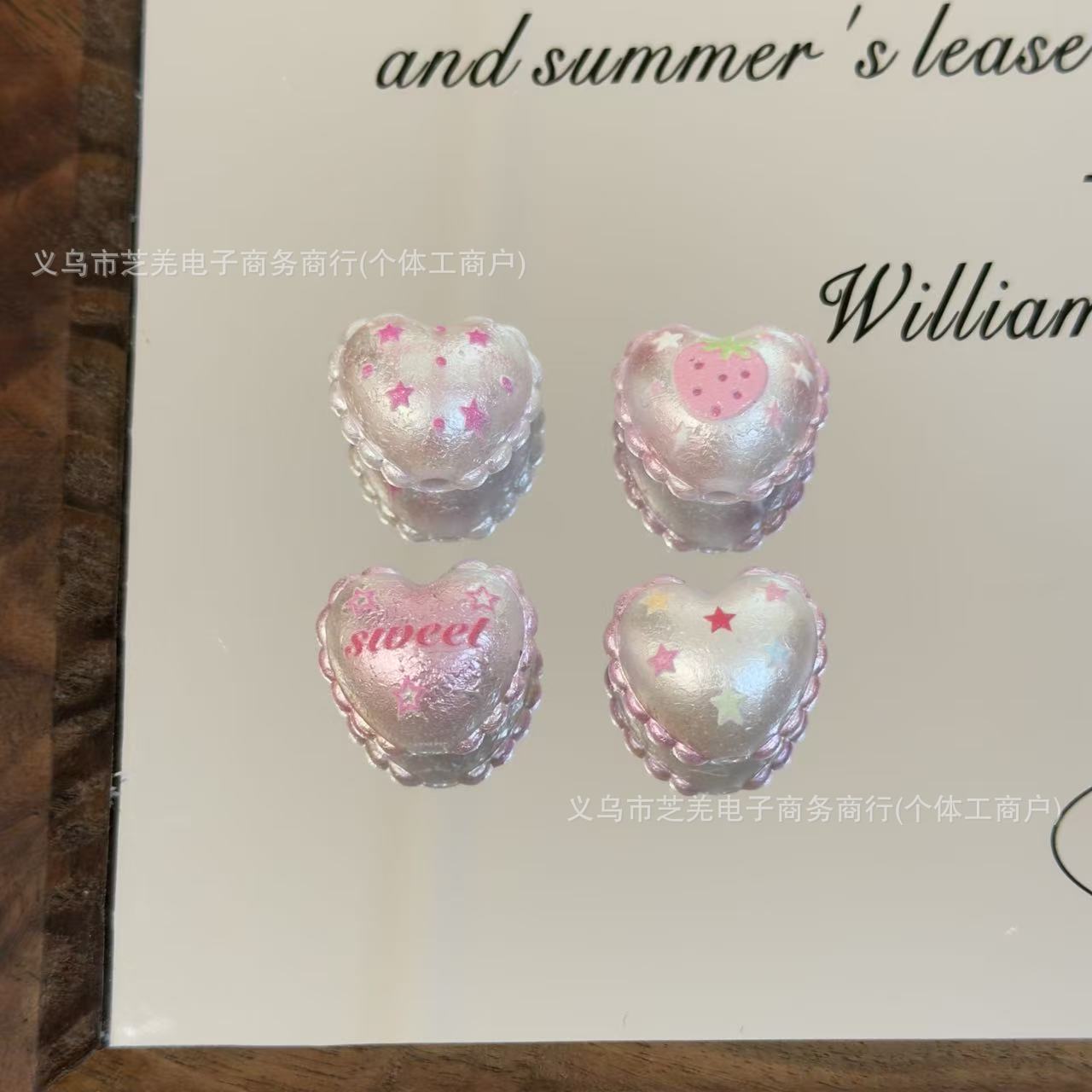 Wholesale silk printed flower heart relief acrylic beads