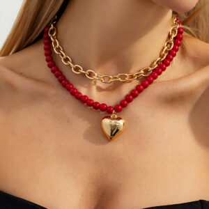 Wholesale Red acrylic OT buckle heart-shaped pendant necklace