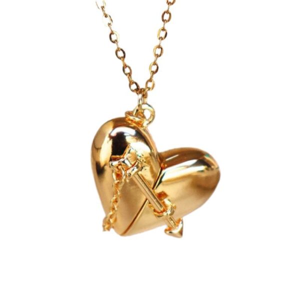 Wholesale Love Box Opening Peach Heart Pendant Gold Plated Necklace