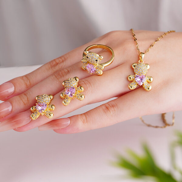 Wholesale Cute Bear Inlaid with Zircon Stainless Steel Necklace Pendant Accessories