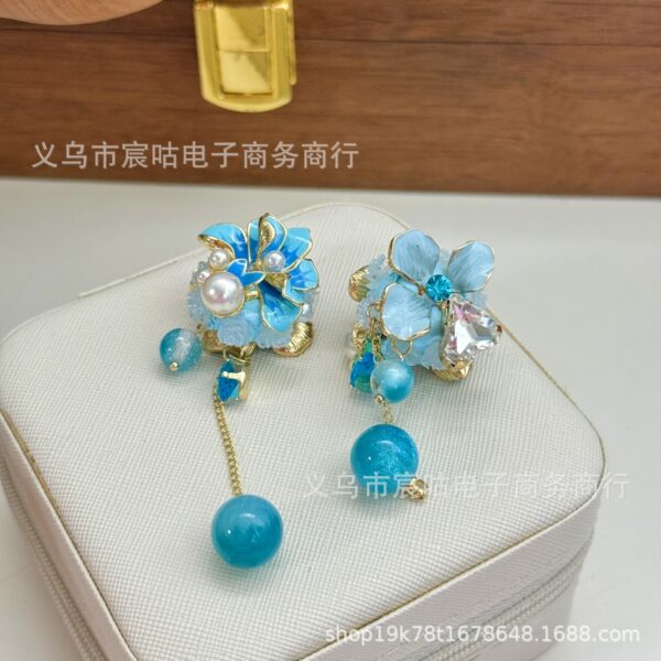 O1CN01s4mkKE1g1bnpJHdEF_2215525424082-0-cib Wholesale Through-Hole Beads DIY Mobile Phone Chain Bag Pendant Material