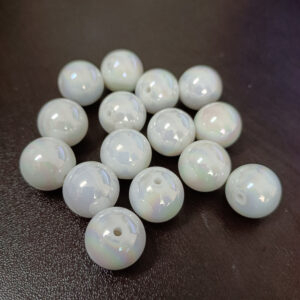 109 White / 16mm/straight hole