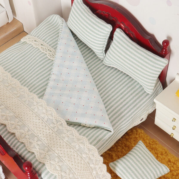 Wholesale 1: 12 Bedding Set Quilt Pillow Model Bedroom Scene Doll Accessories