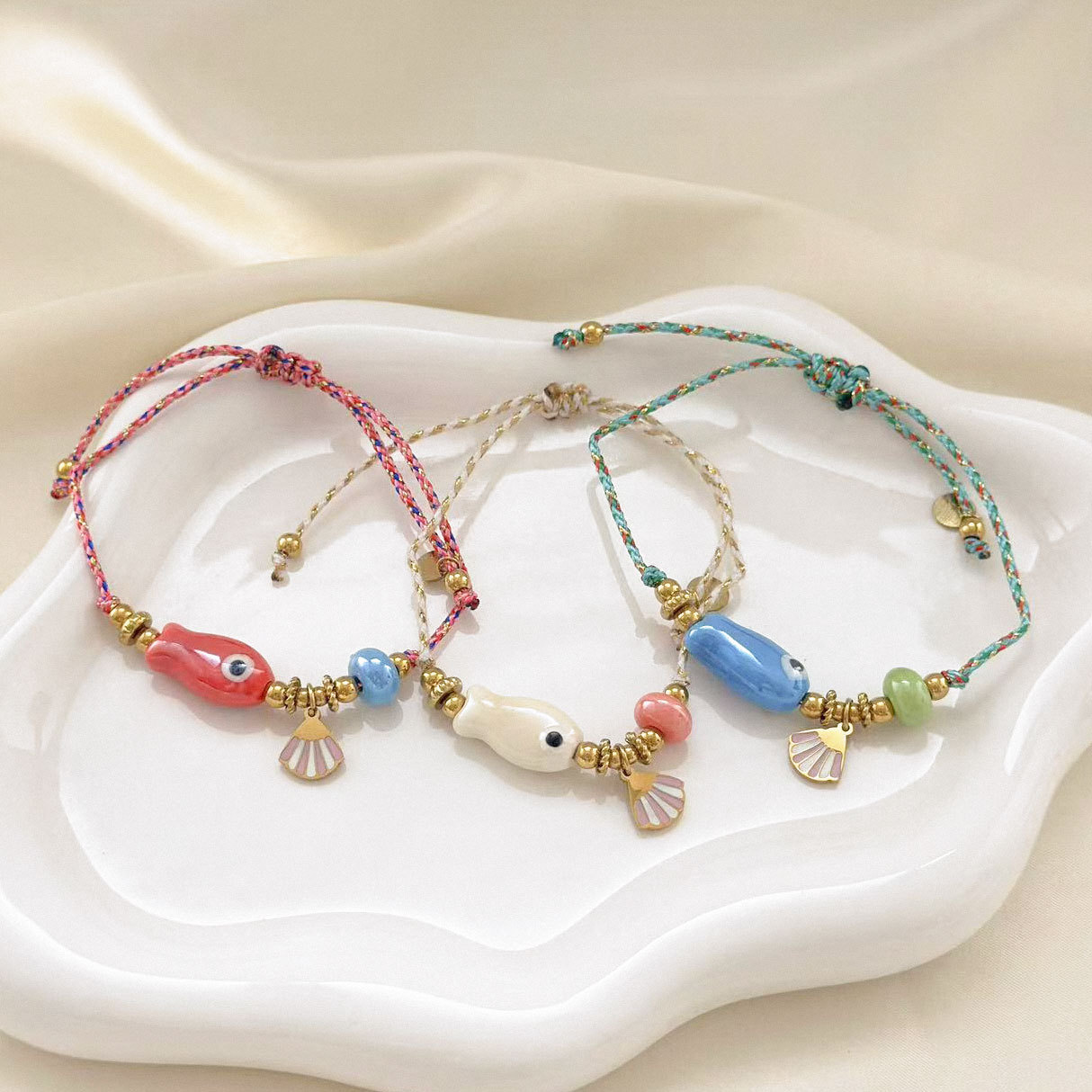 Wholesale Ocean Style Small Fish Ceramic Pendant Adjustable Titanium Steel Bracelets