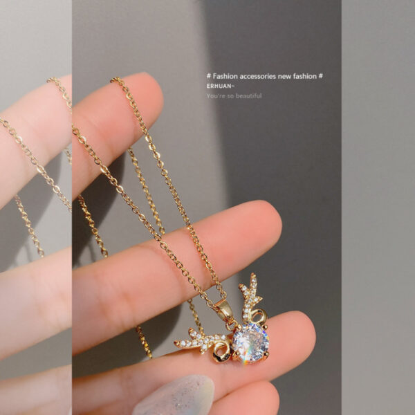 O1CN01sPt4Mz1E6og03uym0_2207814330303-0-cib Wholesale Titanium steel zircon necklace female deer