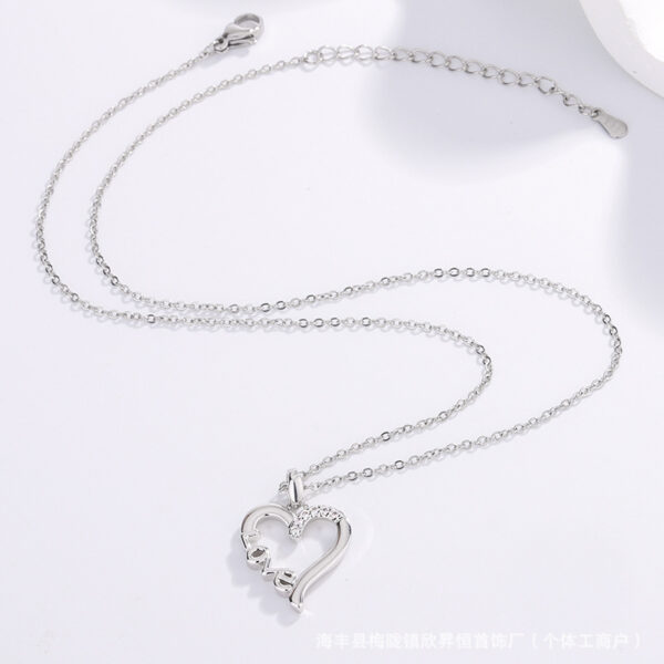 Wholesale Heart-Shaped Titanium Steel Necklace