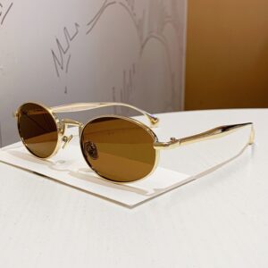 Golden frame whole tea