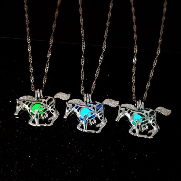 Wholesale Hollowed-out glow-in-the-dark horse Halloween necklace