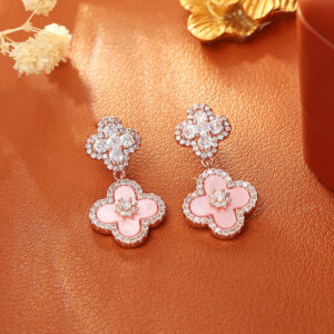 Pink four-leaf clover earrings (s925 silver needle)