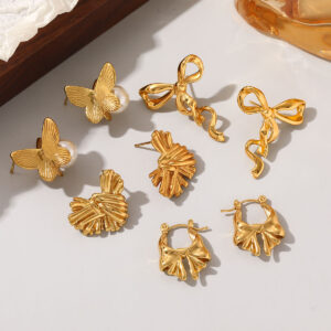 Wholesale Stainless steel stud earrings for women