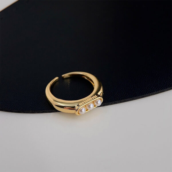 Wholesale Minimalist Geometric Circle Zircon Stackable Ring