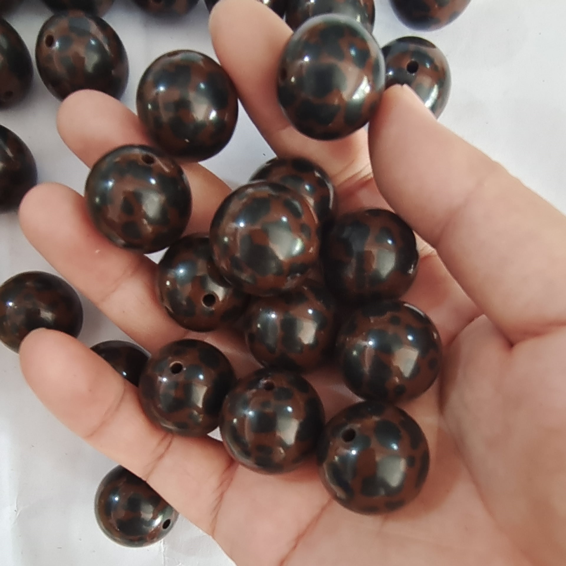 Wholesale 20MM Acrylic Coee Leopard Print Beads