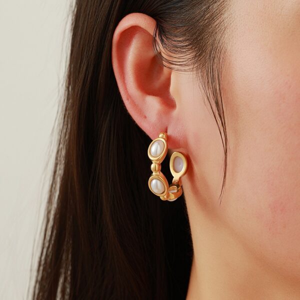Wholesale Large C-shaped Stainless Steel Earrings with Imitation Pearls