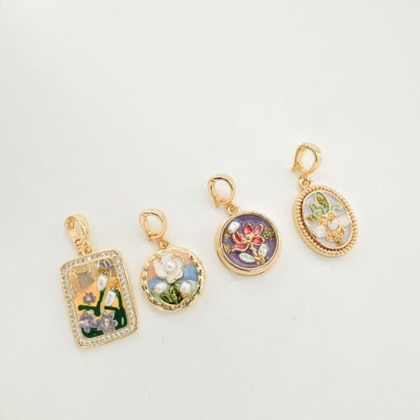 Wholesale 18K Hand-painted Oil Painting Series Ancient Technique Enamel Inlaid Natural Pearl Pendant