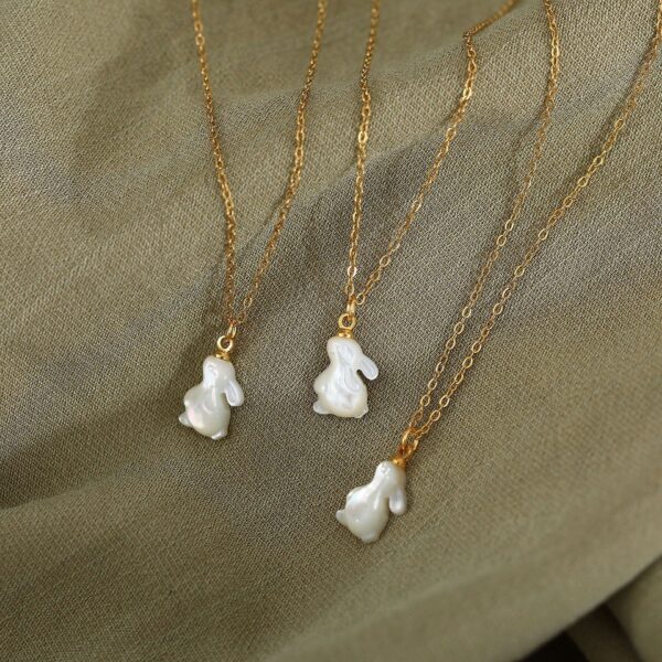 Wholesale Titanium steel rabbit white Easter necklace