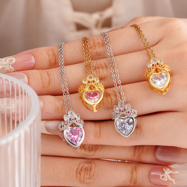 Wholesale Titanium Steel Clavicle Chain Pink Crown Love Necklace Light Luxury Accessories