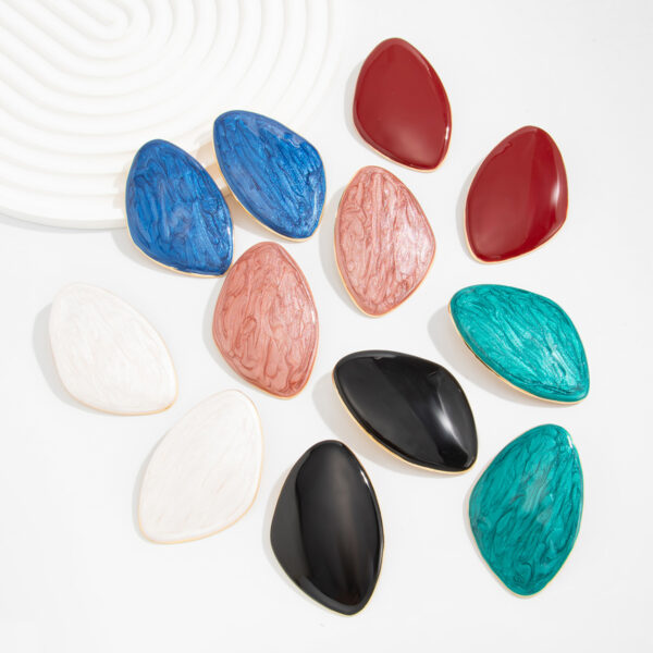 Wholesale Geometric irregular pleated metal drip earrings