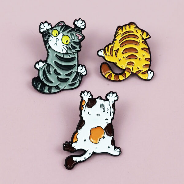 Wholesale Cute and funny cat star cartoon cat back alloy brooch