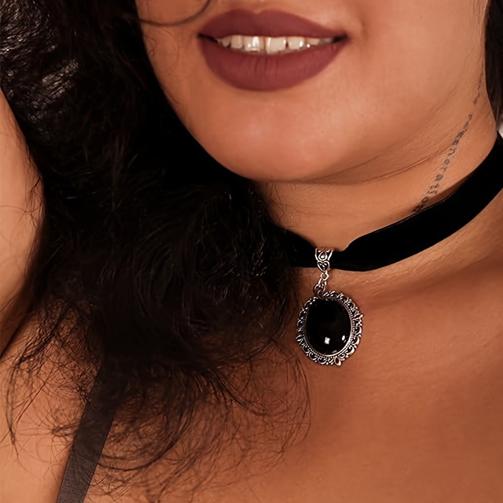 Wholesale Black veet necklace