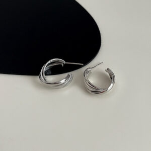 Silver twisted C- shaped stud earrings