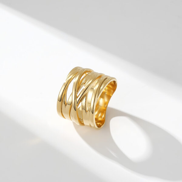 O1CN01tmJheK2860YLETZtz_2816597882-0-cib Wholesale Three color gradient stainless steel ring with three-dimensional weaving