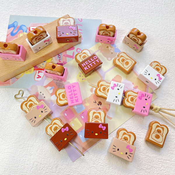 Wholesale 10pcs Cartoon Cute Bread Cat Acrylic Beads