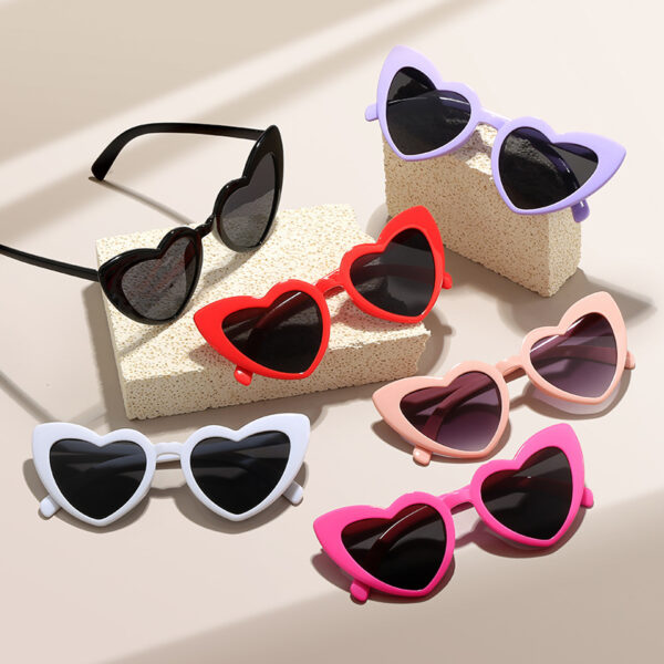 Wholesale Colorful heart-shaped party dancing sunglasses