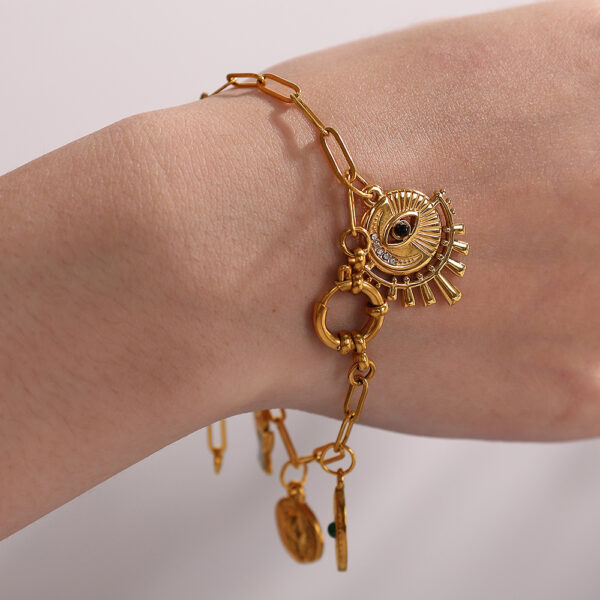 Wholesale Stainless steel 18K gold-plated palm eye pendant