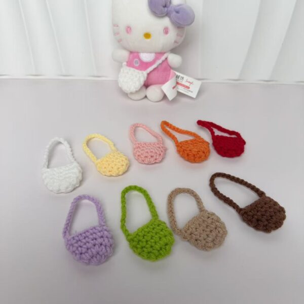 O1CN01u1wLNv1dgQHGe6h7k_2211483553765-0-cib Wholesale Plush backpack charms Doll Aessories