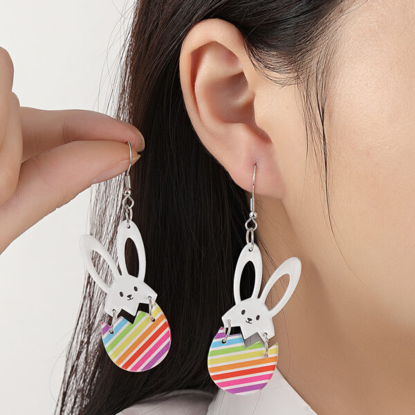 Wholesale Easter painted rabbit head Easter egg splicing acrylic earrings